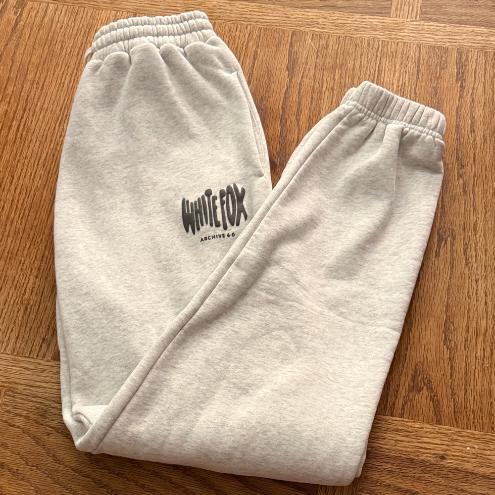 White fox Sweatpants